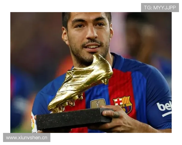 苏亚雷斯如何重塑现代中锋的全能模板