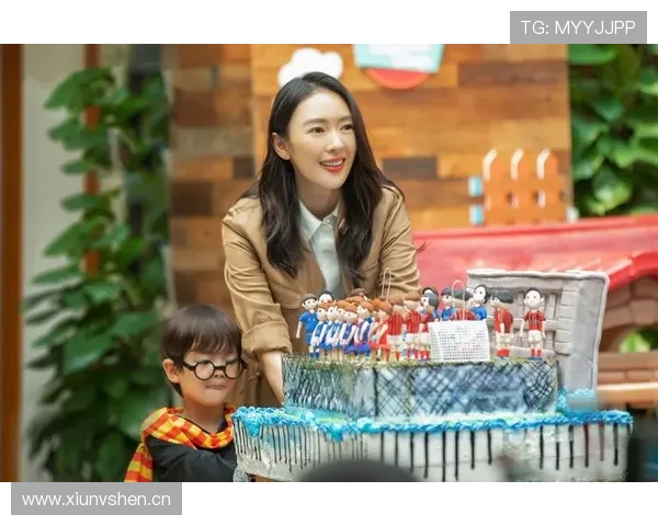 汪周雨训练完直接拎爱马仕去吃火锅？